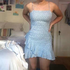 Princess Polly blue floral dress